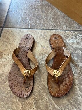 Tory Burch Brown Leather Logo Thong Sandals with Gold Medallions